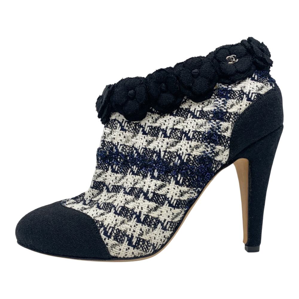 Chanel 2016 Tweed Camellia Ankle Boots Black White Blue 37.5